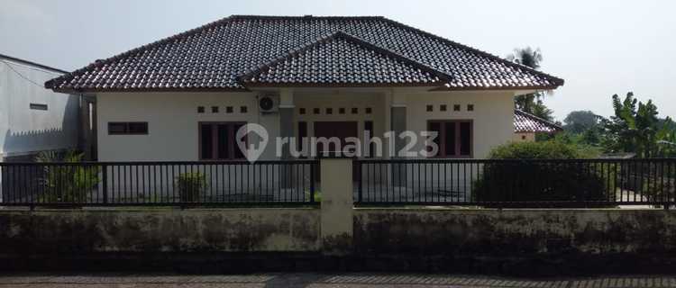 Dijual Rumah Mewah di Subang Lokasi Strategis 1