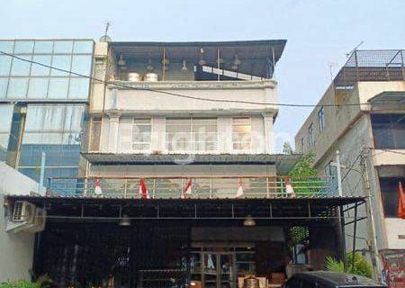 Ruko di Jl. Roa Malaka Utara Sudah Renovasi 1