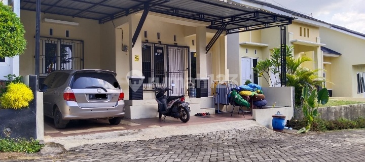 Rumah Nyaman Cluster Tembalang Dekat Undip Semarang SHM 1
