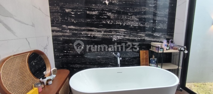 Rumah mewah Arga golf BSB City Semarang 1