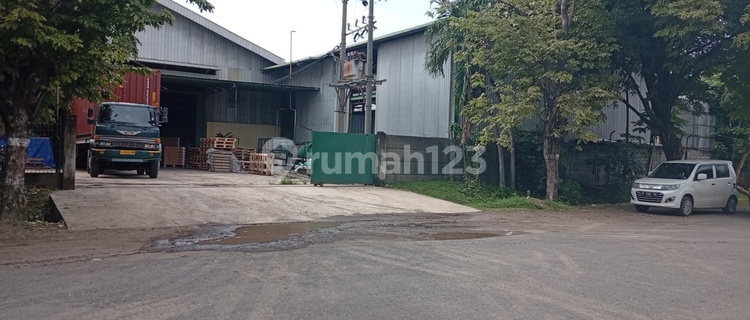 Bangunan Pabrik kawasan industri Wijayakusuma Semarang 1