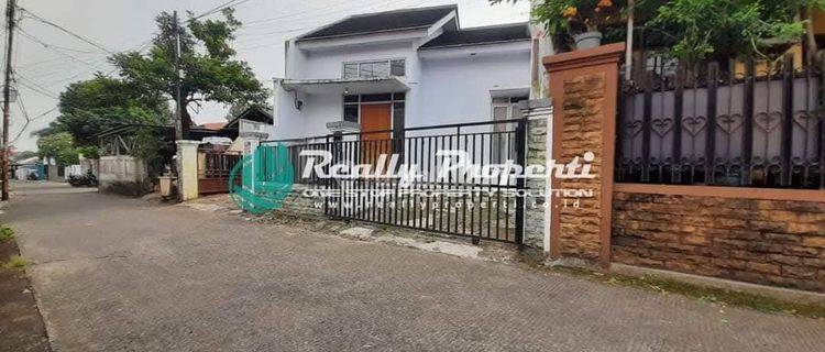 Di Jual Rumah Cantik Lokasi Sangat Strategis Di Jalan Wisma Ratu V Jatimakmur 150 Merer Dari Jalan Raya Jatimakmur Pondok Gede. 1