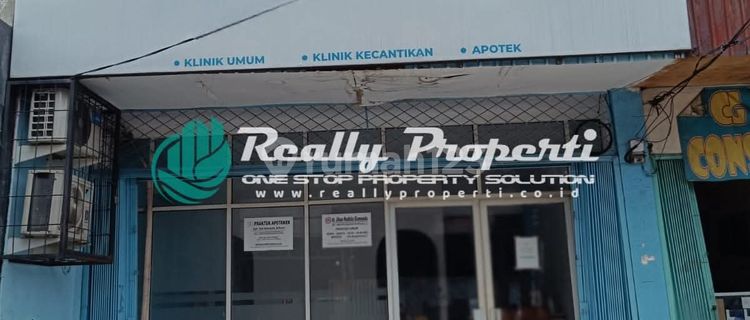 For Rent: 2-Story Shophouse on Jatimakmur Main Road, Suitable for a Beauty Clinic or Doctor's Practice. 1