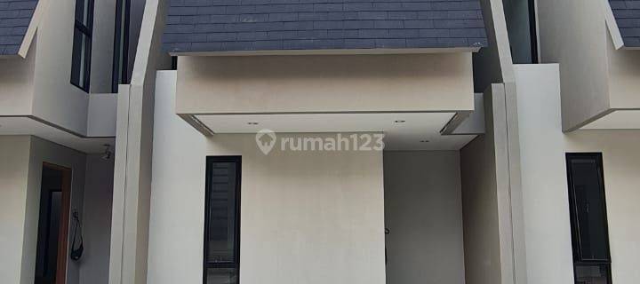 Rumah SIAP HUNI, BRAND NEW Desain MODERN TROPIS MINIMALIS di Jatirangon, Bekasi 1