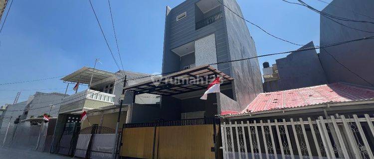 Rumah Dekat Mal 3 Lantai Gading Indah Utara Kelapa Gading Jakarta 1