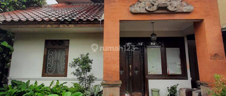 Rumah Dengan Bali View, Halaman Luas Dan Lingkungan Asri 1