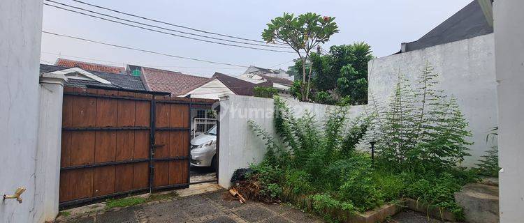 Rumah Cantik Lokasi Strategis Harga Menarik di Lebak Bulus 1