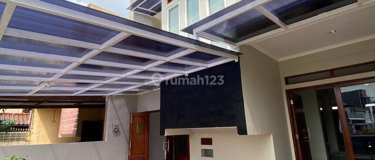 Rumah siap huni di Puri Cinere 1
