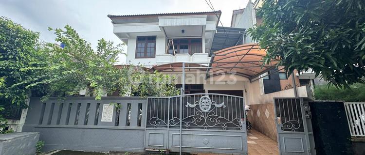 Rumah 5 Kamar Tidur di Bukit Cinere Indah 1
