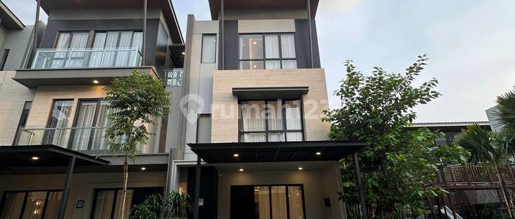 Rumah 4 kamar tidur di jakarta barat siap huni 1