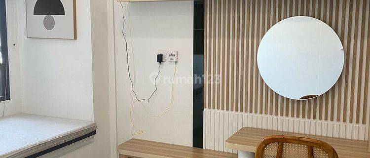 Disewa Cepat Apartement Collins Boulevard Tower Hyde Residen Grand Studio View Pool 1