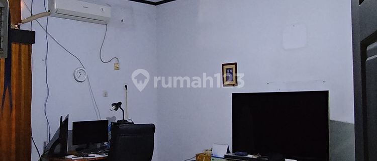 Muara Karang, block 9, for sale, slashing prices. 1