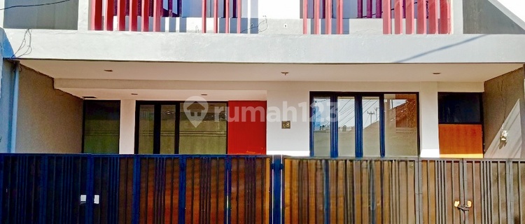 2-Story Office House in Bendungan Hilir, Not Flooded 1