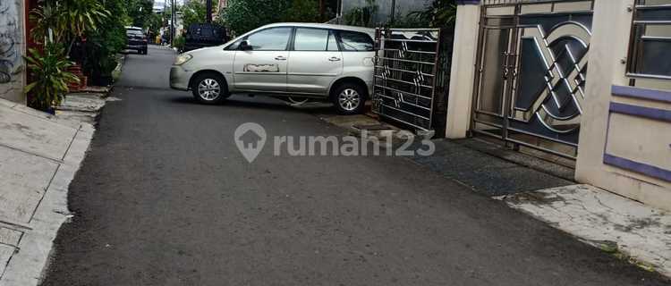 Dijual Rumah Tua Murah Hitung Tanah Lokasi Bagus Pangkalan Asem Jakarta Pusat
 1