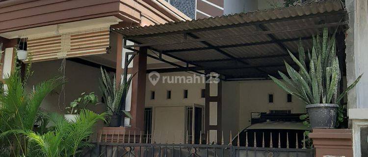 Dijual rumah siap huni di Villa dago tol tangerang selatan 1