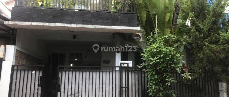 Rumah di Jl Puyuh Barat Sektor 5 Bintaro Tangerang Selatan 1