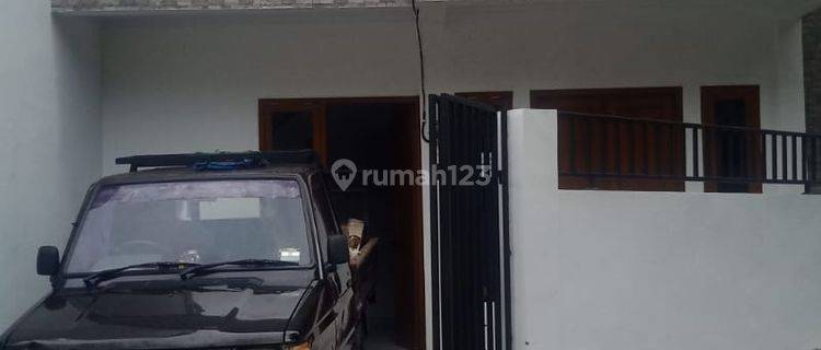 Rumah di Bintaro Cikini Dalam .pondok Aren Tangerang Selatan 1