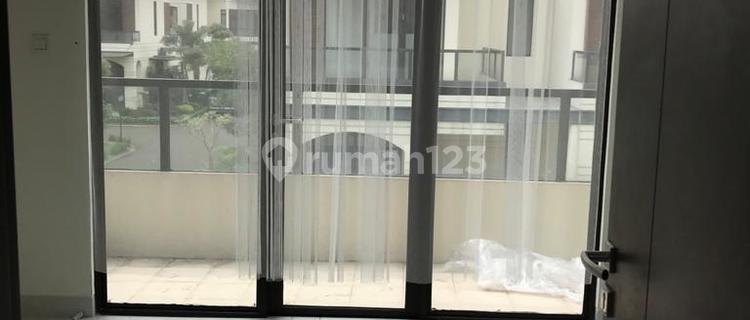 At Jusl Fast Good House in Lavon Swancity Tangerang Banten 1