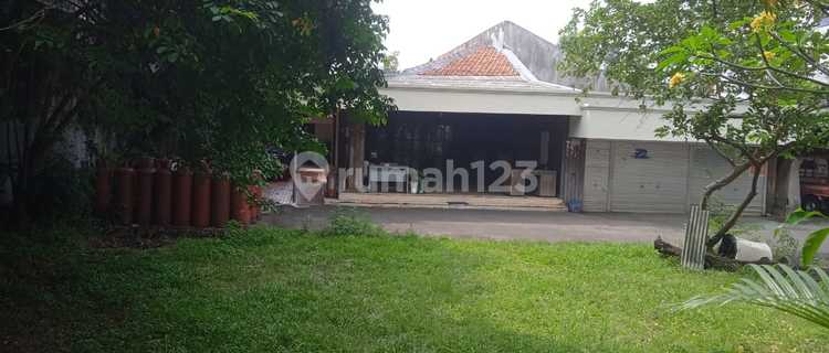 Rumah Tua Terawat. Lokasi Pasar Minggu Yang Strategis. Harga Turun! 1