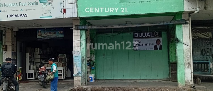 Two-Story Shop House on Jl Lemahwungkuk, Cirebon 1