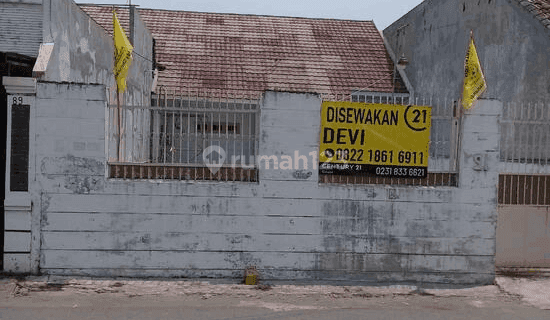 Rumah Sewa Di Jl Kusnan Cirebon Jawa Barat 1