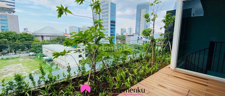 Town House 3 Lantai Private Pool di The Stature, Jakarta Pusat 1