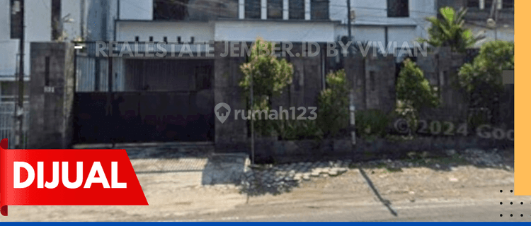 Rumah Mewah Pinggir Jalan Raya Di Patrang Jember 1