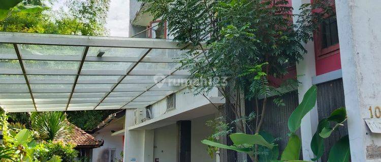 Rumah Atau Kantor 2,5 Lantai Semi Furnishe Siap Huni Di Cikutra Bandung 1