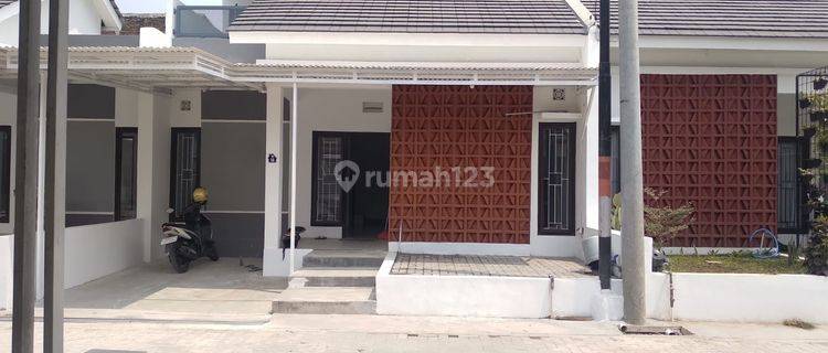 Rumah Modern Tropis Cluster Galeri Buah Batu Bojongsoang Bandung 1