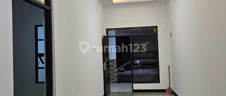 Disewakan Rumah 1,5 Lantai Bangunan Baru di Panyileukan Bandung Hunian Nyaman Siap Huni Lokasi Strategis dan Akses Mudah 1