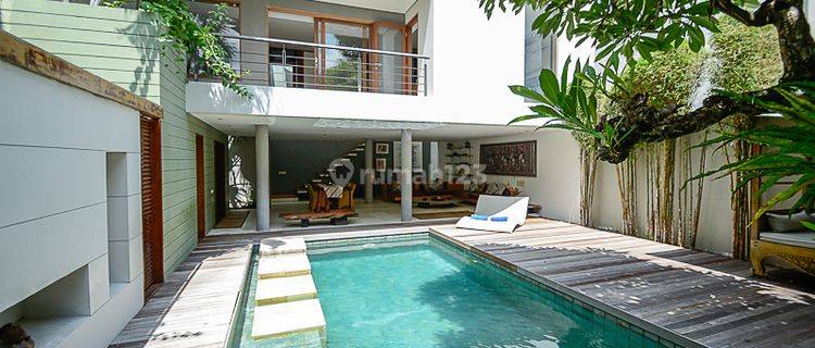 MODERN VILLA IN PRIME LOCATION OF SEMINYAK VL1169 1