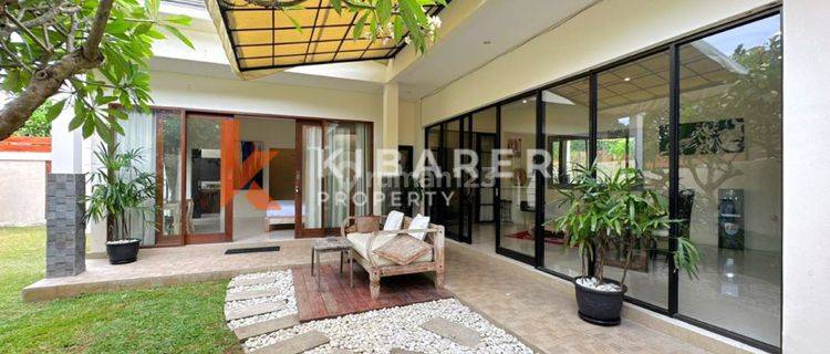 Homey Two Bedroom Enclosed Living Villa With No Pool In Kerobokan Yrv4179 1