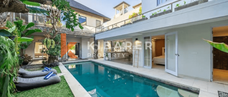 Stunning Four Bedroom Villa Nestled In The Heart Of Canggu Yre5719 1