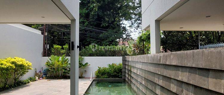 Rumah Baru Renovasi Disewakan Di Area Kebayoran Baru Jl. Cibeber  1