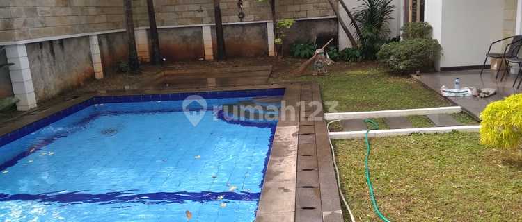2-story ready-to-occupy house in Pejaten Barat 1