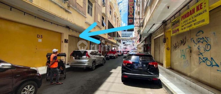 Shop House Suitable for Residence and Business in Cihideung Tasikmalaya 1