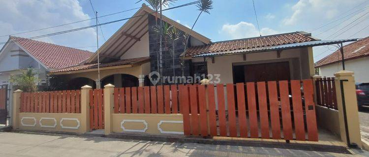 Disewakan Rumah Siap Huni di Cisarenten Arcamanik Harga Terbaik 1