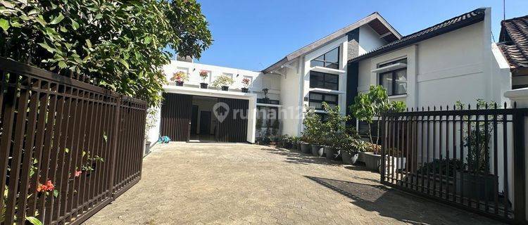 Disewakan Rumah Siap Huni di Kiputih Ciumbuleuit Dekat Hotel Padma Bandung Kota Harga Terbaik 1