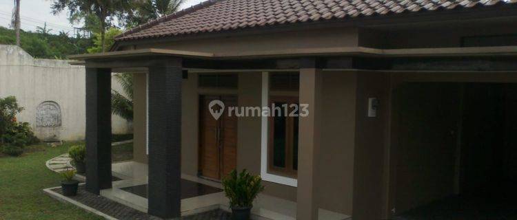 Dijual Rumah di Bayongbong Garut Siap Huni Halaman Luas 1