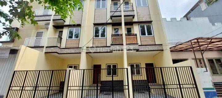 Murah Rumah Baru Ready 3 Unit Di Taman Ratu - 3Br (Uk.3.5 m² X 13 m²), 1,625M, Taman Ratu, Jakarta Barat 1