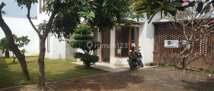 Rumah Bagus 2 Lantai Halaman Luas Dlm Komplek di Cibiru 1