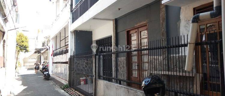 Rumah Renov 2.5lt Masuk Semobil Sayap Laswi Dekat Gatot Subroto  1