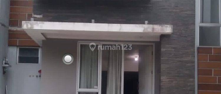 Rumah Dijual di Sevilla BSD City Bagus -nrl 1