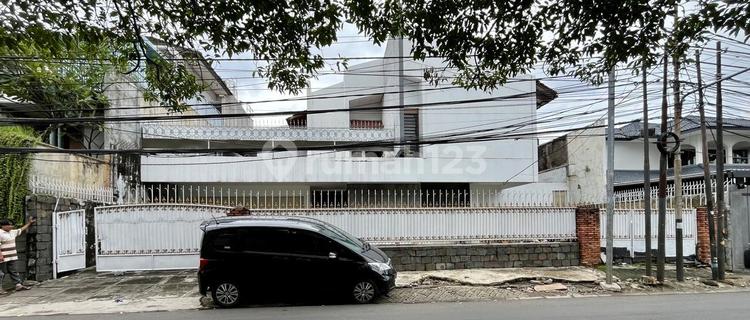 Strategic Location House in Darmawangsa, South Jakarta 1