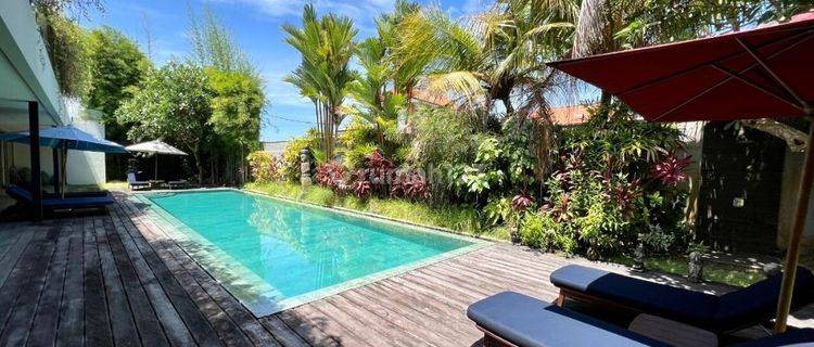 For Sale Modern Villa 5bedrooms good for business at Canggu 1