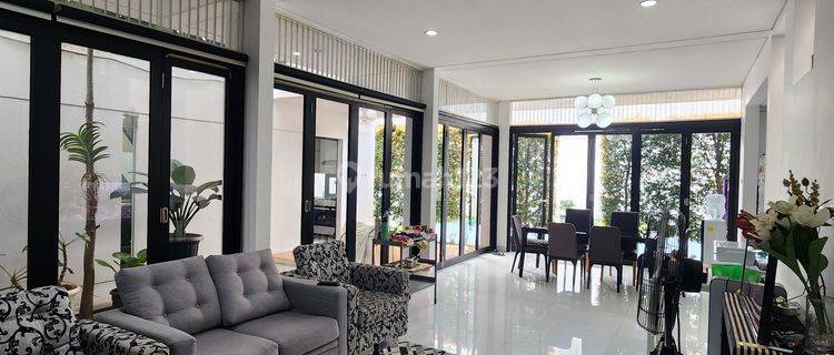 Rumah Disewakan Bagus Furnished SHM di Cilandak , Jakarta Selatan 1