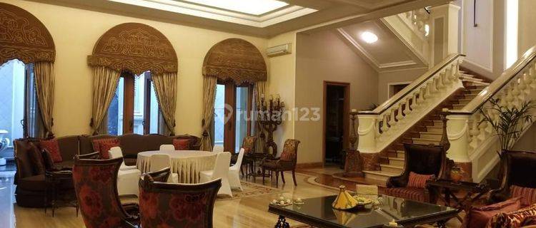 Rumah Mewah di Kawasan Elite Mega Kuningan 1