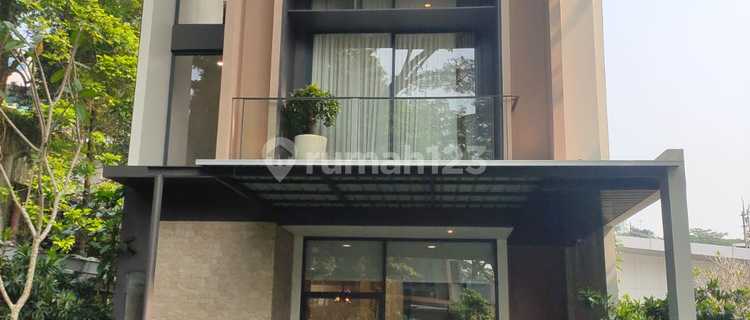 Dijual Rumah Nuansa Mewah di Tanakayu Vasya Bsd City 1