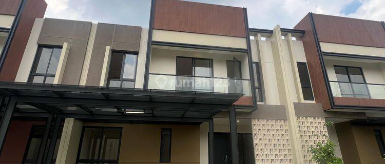 Rumah Konsep Baru Natural Skylight Cluster Carson Summarecon Serpong 1