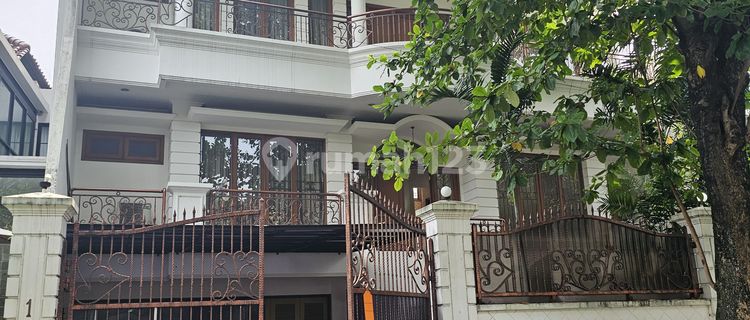 Dijual Rumah Besar Dan Mewah Kawasan Pondok Indah Jakarta Selatan 1